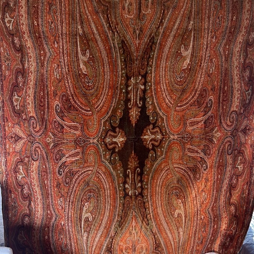 Pottery Barn Digital Print Table Throw - Picture 5 of 5